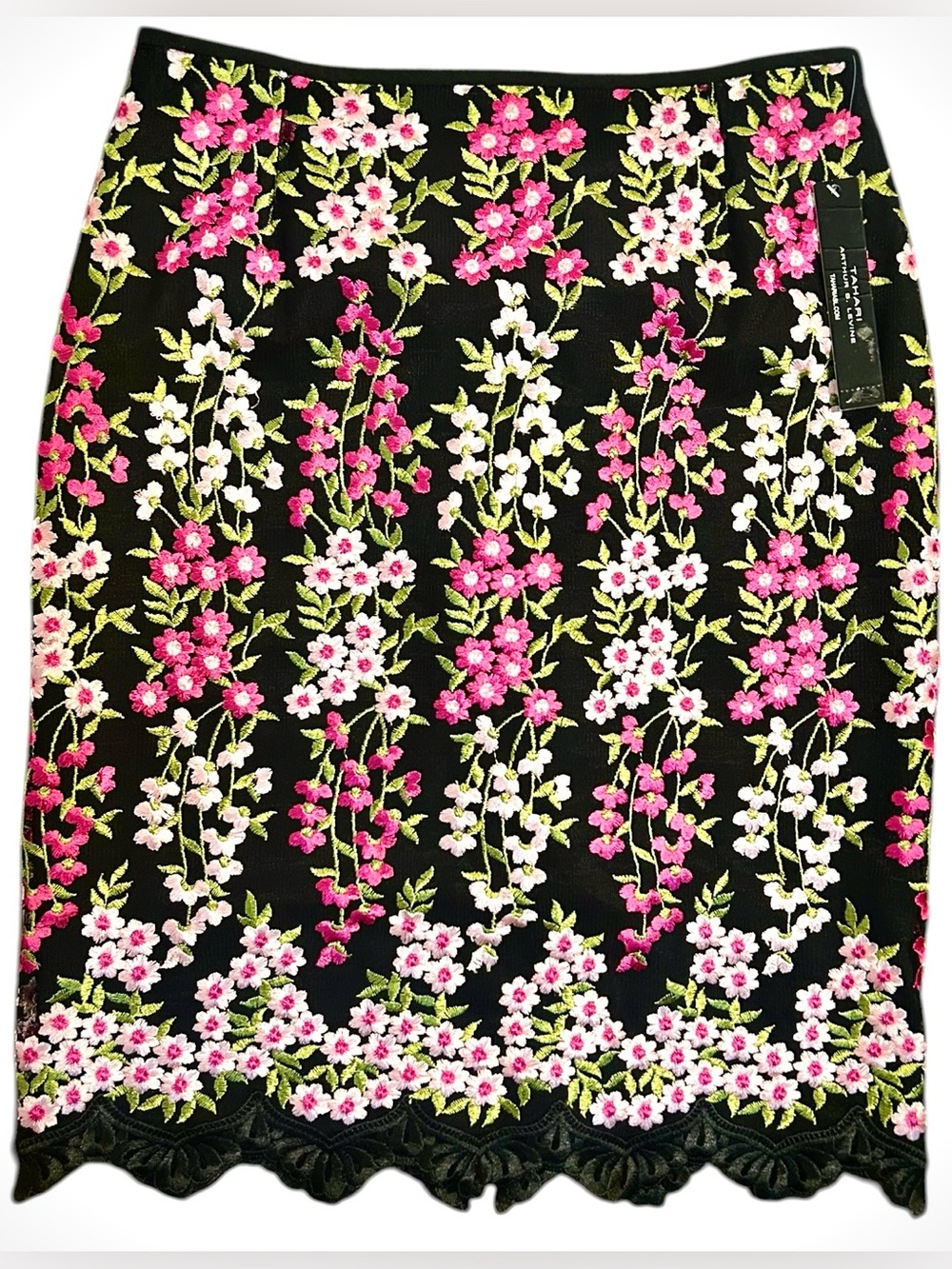 Tahari Arthur S. Levine Black Floral Embroidered Skirt NWT Scalloped Hem Pencil
